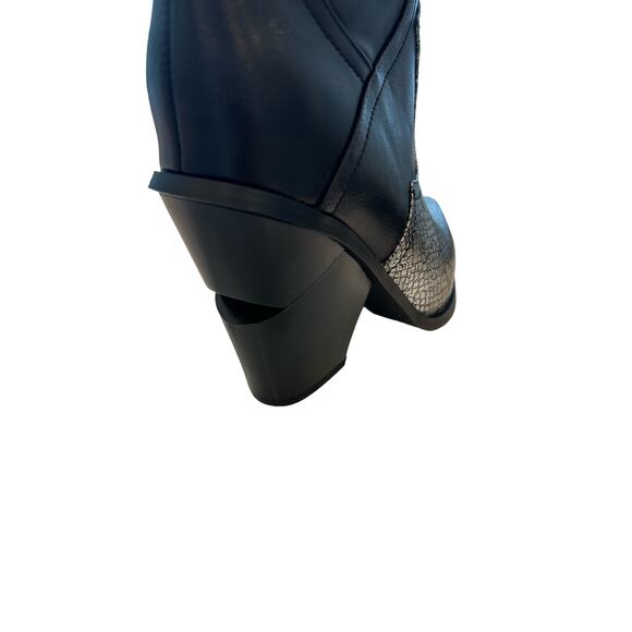 ANN CREEK 'Boma' Snake Accent Two-Tone Boots, Layered High Heels, Size 10 M - Picture 9 of 12